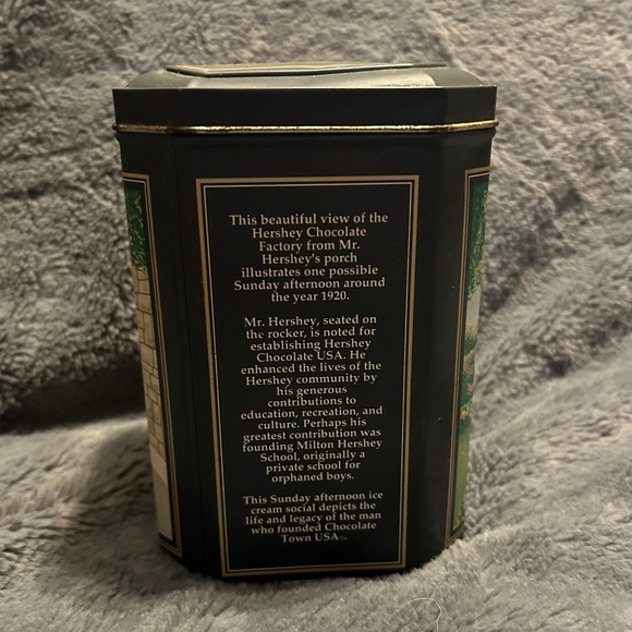 Vintage Hershey's Hugs Hometown Series Canister #10 Octagonal 1994 Tin - Picture 3 of 7